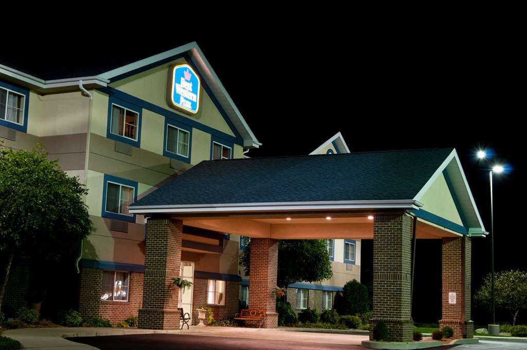 מונטיצ'לו Best Western Plus Brandywine Inn & Suites מראה חיצוני תמונה