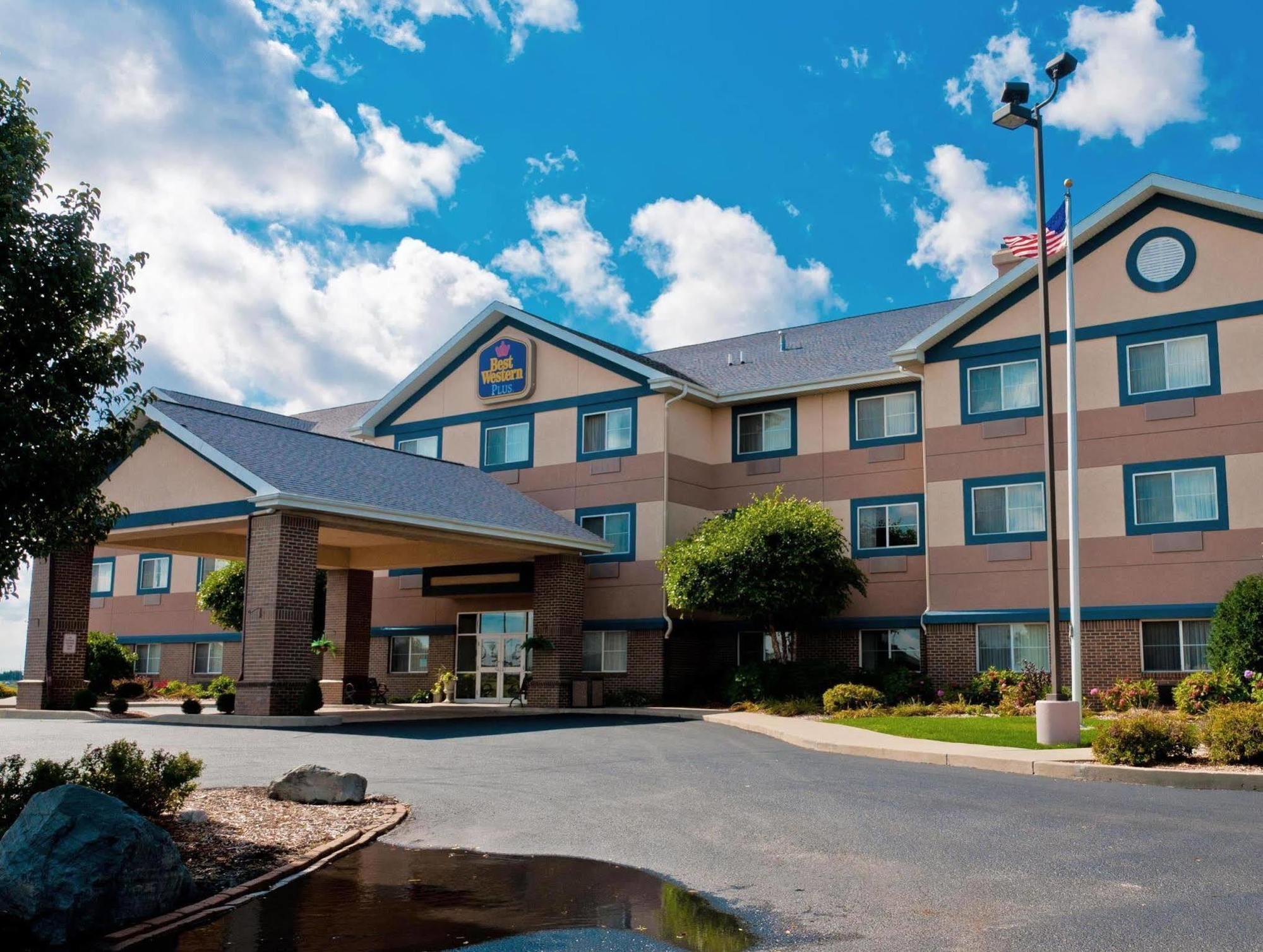 מונטיצ'לו Best Western Plus Brandywine Inn & Suites מראה חיצוני תמונה